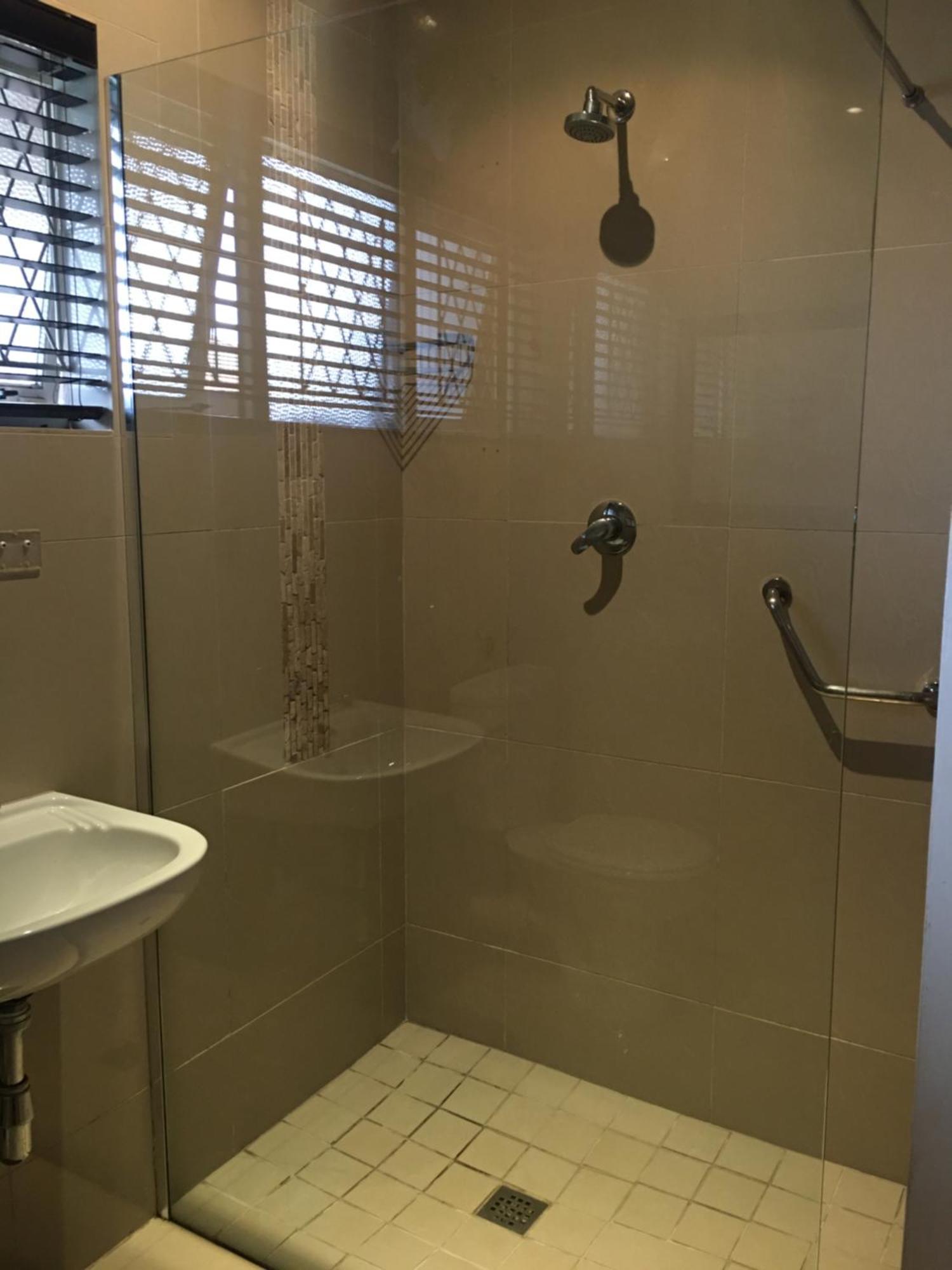דורבן Umhlanga Self Catering Guest House מראה חיצוני תמונה